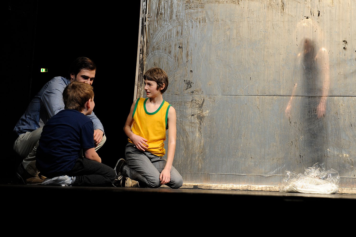 Martin Schepers - Bühnenbild: Mamma Medea - Mamma Medea, Landestheater StPölten, 2013, Inszenierung Philipp Hauß  (large)
