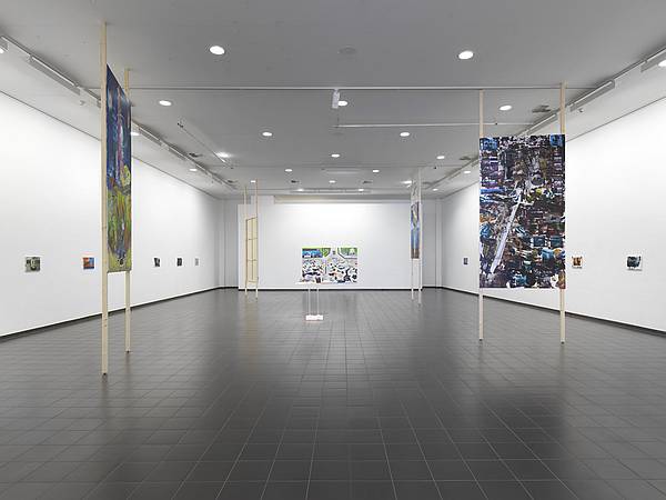 Martin Schepers - Unter Grund - 2 Martin Schepers Unter Grund Installationsansicht Marburger Kunstverein Hyperobjekte